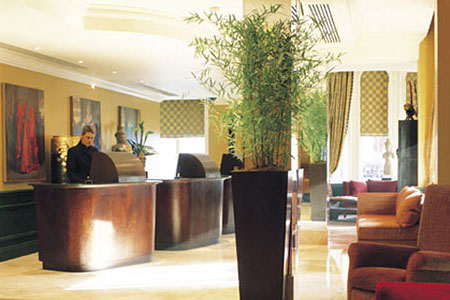 Fil Franck Tours - Hotels in London - Radisson Edwardian Kenilworth Hotel